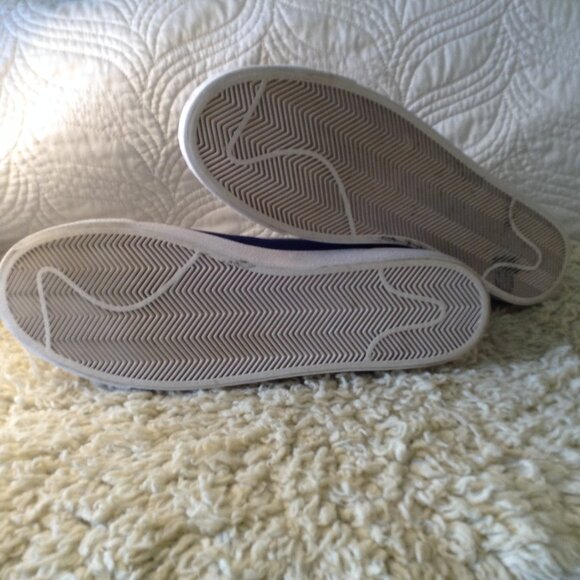 VTG '77 Nike Blazer Mid 77 Size 13; Blue Suede, Lace Charms, Mesh uppers, COOL - Picture 5 of 11